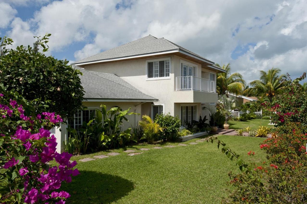 Long Island Breeze Compound Home Nassau Exterior photo